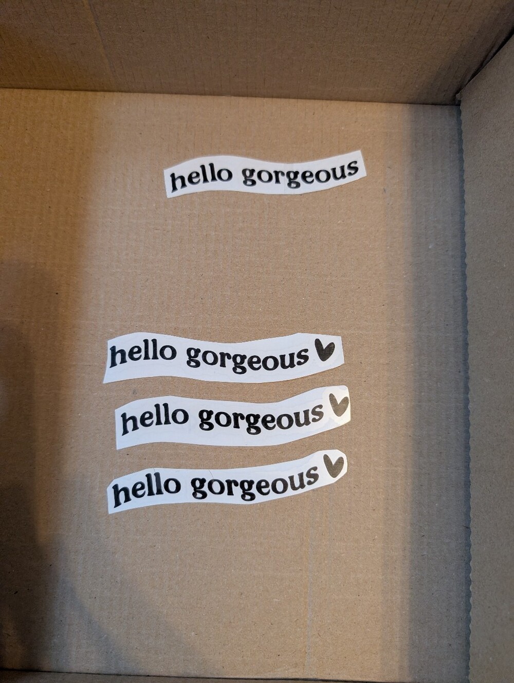 Decal "Hello Gorgeous"